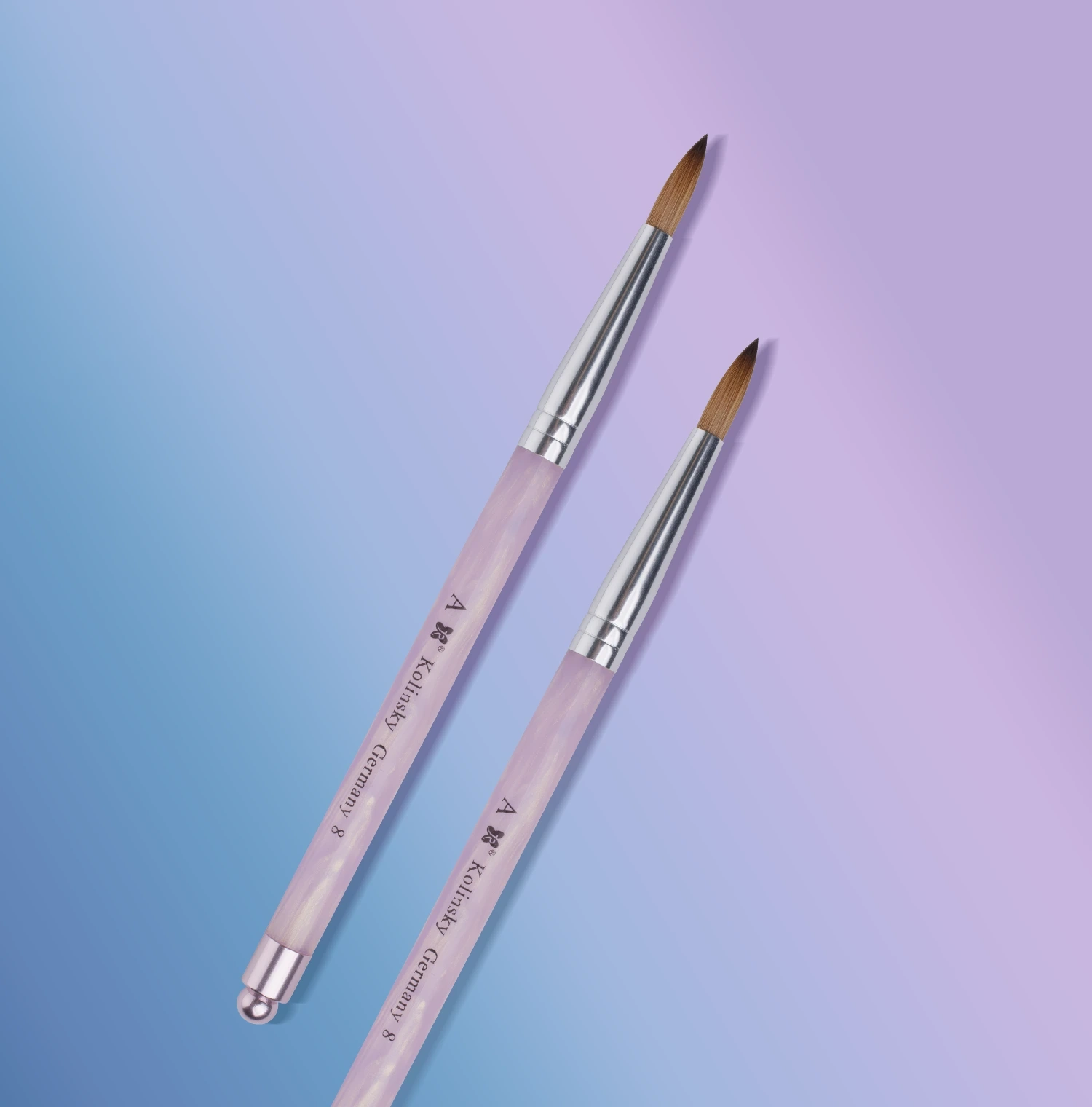 Pag -uuri ng mga brushes ng kuko.