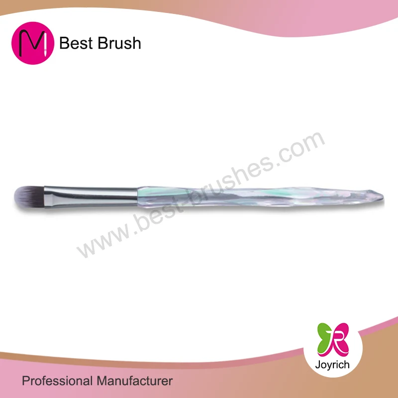Grey puting oval eyeshadow makeup brush